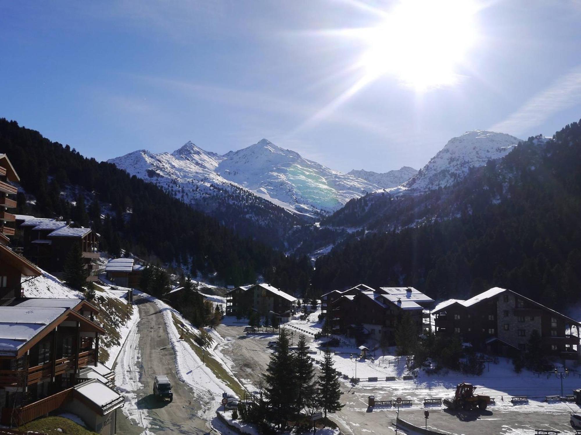 Appartement Confortable A Meribel, 6 Couchages, Balcon Expose Sud - Fr-1-355-57 Exterior foto